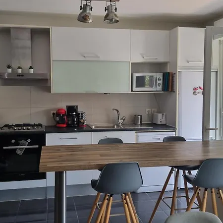 Entier Ascain, 3 Pieces, 4 Personnes Entre La Rhune Et St Jean De Luz *